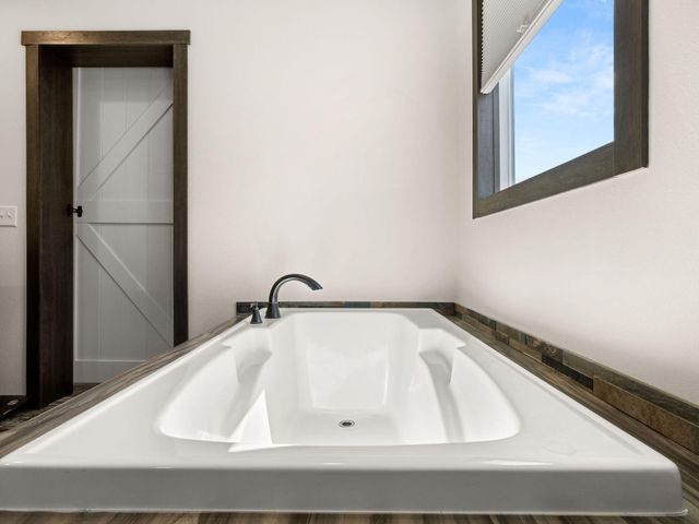 1040 Hoy Rd, Deridder, LA 70634