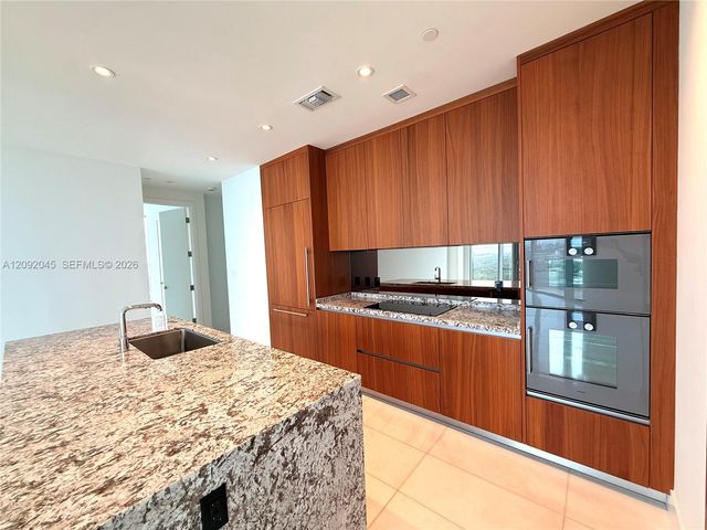 175 SE 25th Road 2803, Miami, FL 33129