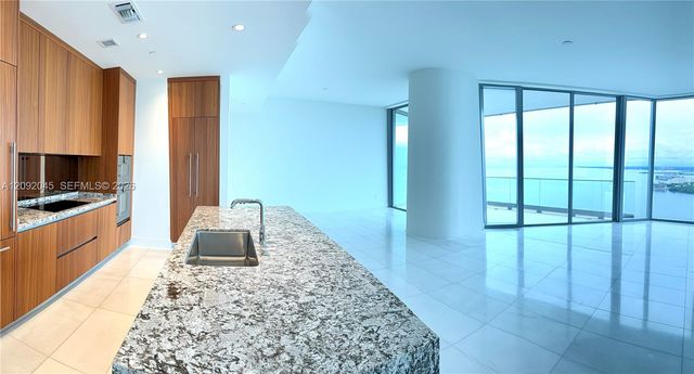 175 SE 25th Road 2803, Miami, FL 33129