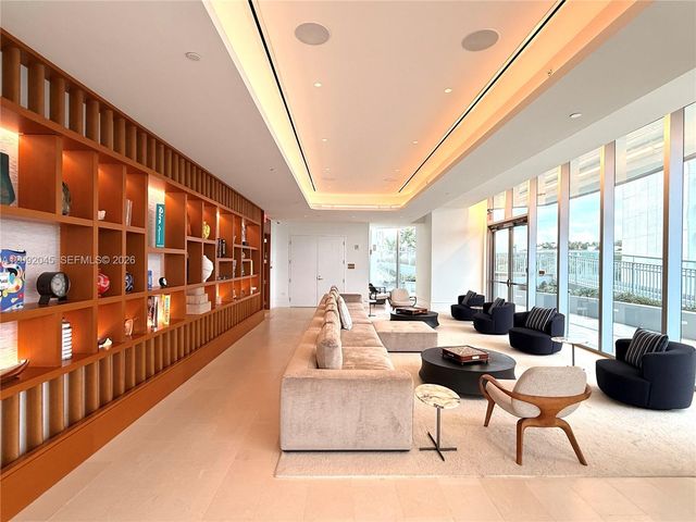 175 SE 25th Road 2803, Miami, FL 33129