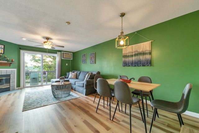 41 Evergreens Dr Apt 5, Laconia, NH 03226
