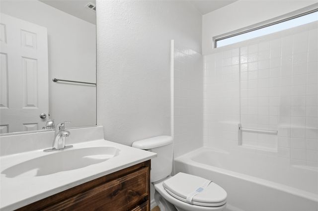 713 San Felipe Trail, Fort Worth, TX 76052