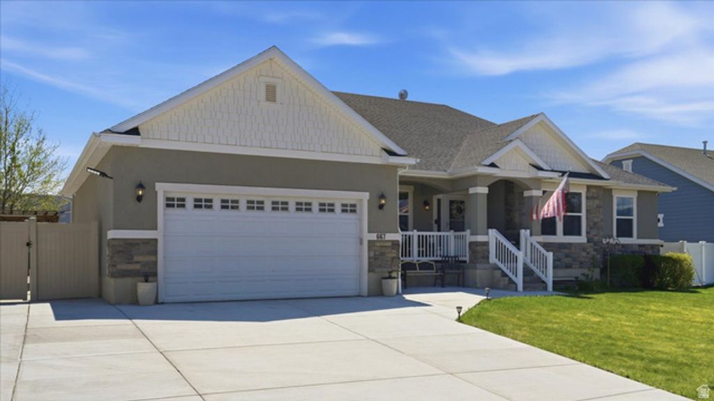 Image 2 of property listing at 667 S FALLKIRK, Heber City, UT 84032