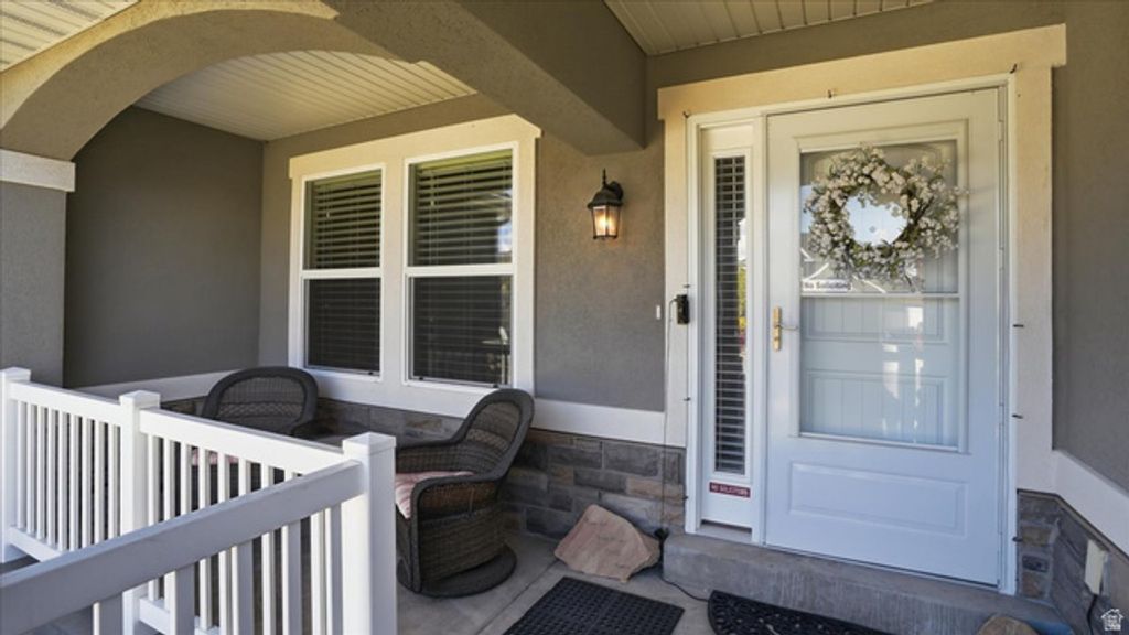 Image 5 of property listing at 667 S FALLKIRK, Heber City, UT 84032
