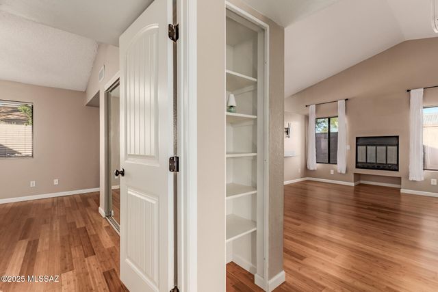 9985 E Banister Drive, Tucson, AZ 85730