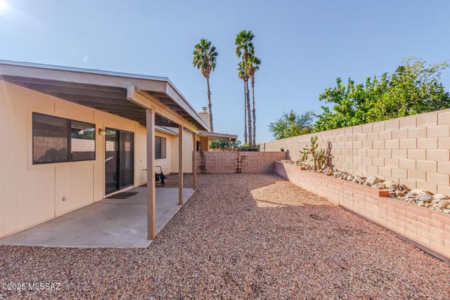 9985 E Banister Drive, Tucson, AZ 85730