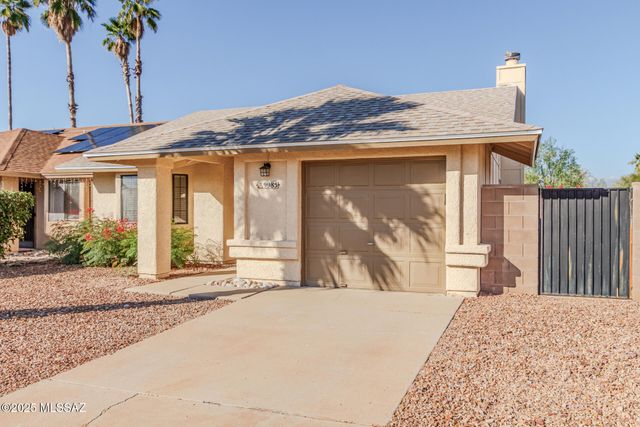 9985 E Banister Drive, Tucson, AZ 85730