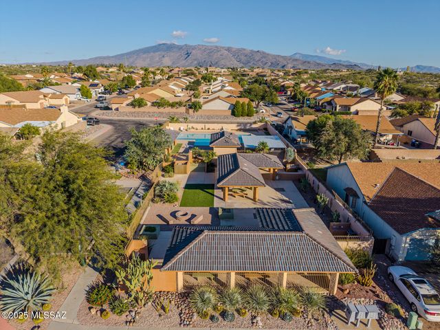 9985 E Banister Drive, Tucson, AZ 85730