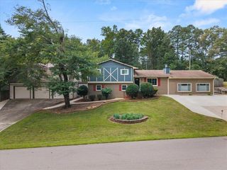 6054 Dogwood Circle, Buford, GA 30518