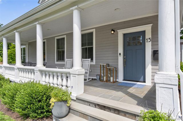 15 Bayview Avenue, Port Washington, NY 11050