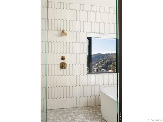 150 Valley View Way, Boulder, CO 80304
