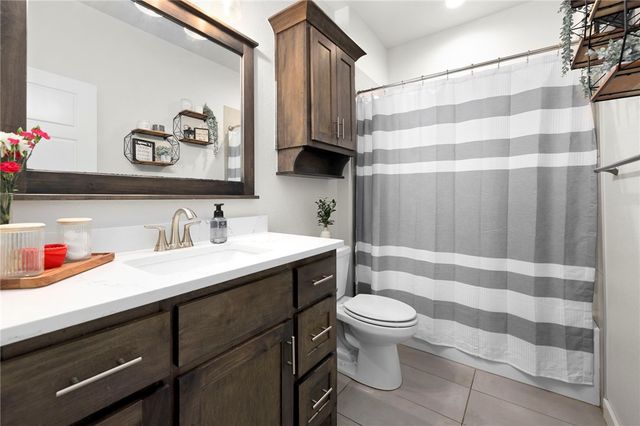 1220 Hope Street, Centerton, AR 72719