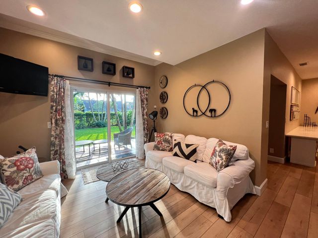 13122 Via Veneto, Wellington, FL 33414