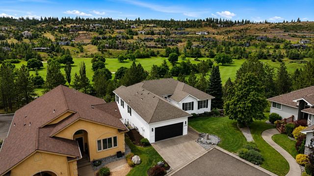 12102 S Troon Ln, Spokane, WA 99223
