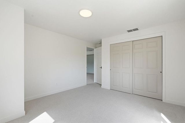 12102 S Troon Ln, Spokane, WA 99223