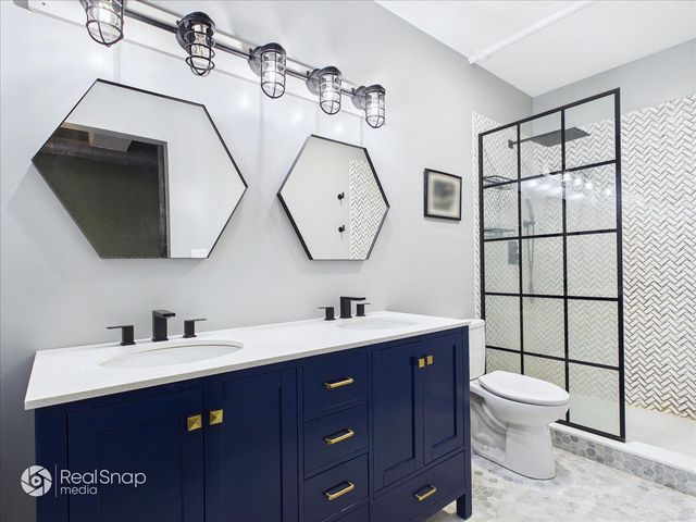 2221 N Lister Avenue 3C, Chicago, IL 60614