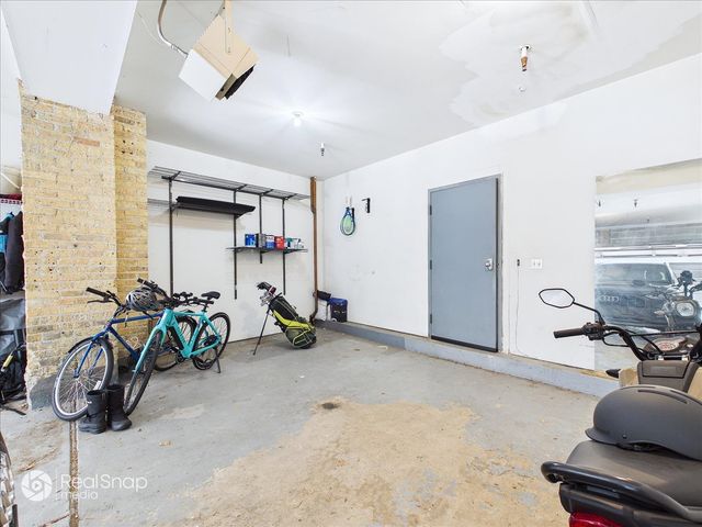 2221 N Lister Avenue 3C, Chicago, IL 60614