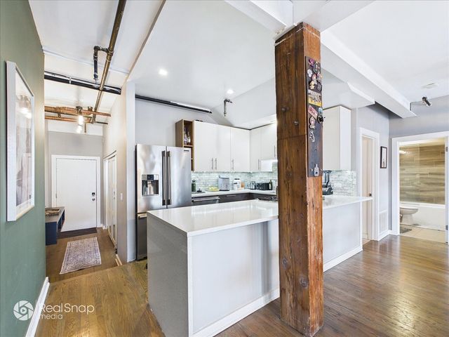 2221 N Lister Avenue 3C, Chicago, IL 60614