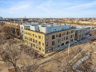 2221 N Lister Avenue 3C, Chicago, IL 60614