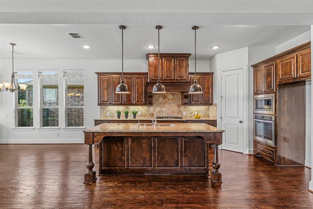 7527 Wright Drive, Frisco, TX 75035