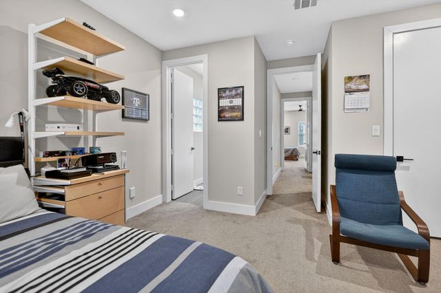 297 Estates Circle, College Station, TX 77840
