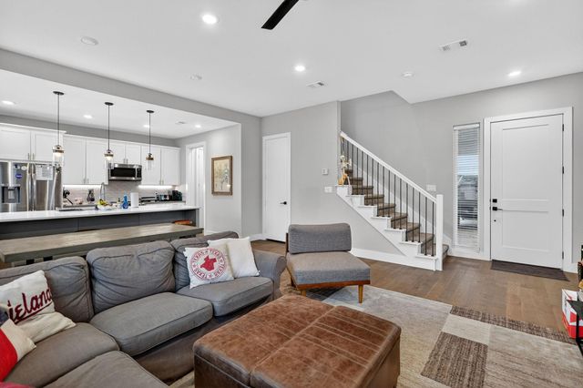 297 Estates Circle, College Station, TX 77840