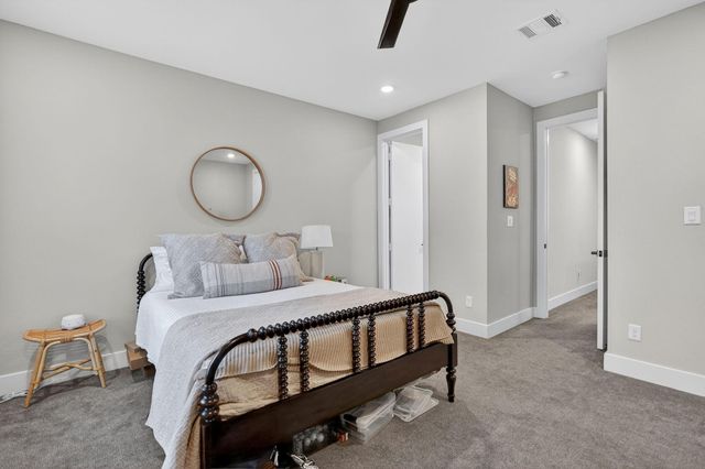 297 Estates Circle, College Station, TX 77840