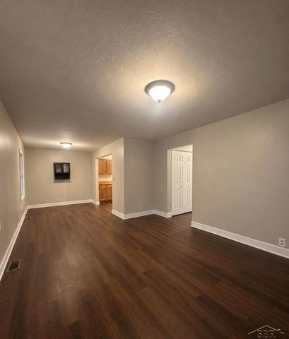 1480 Linden Street, Muskegon, MI 49445