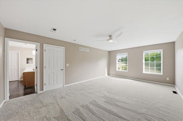 272 Foxhunt Drive, Walton, KY 41094