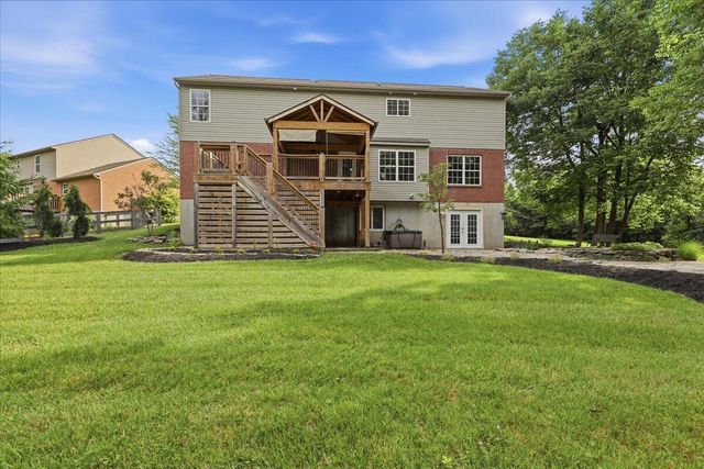 272 Foxhunt Drive, Walton, KY 41094