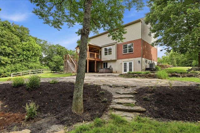 272 Foxhunt Drive, Walton, KY 41094