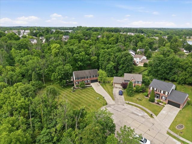 272 Foxhunt Drive, Walton, KY 41094