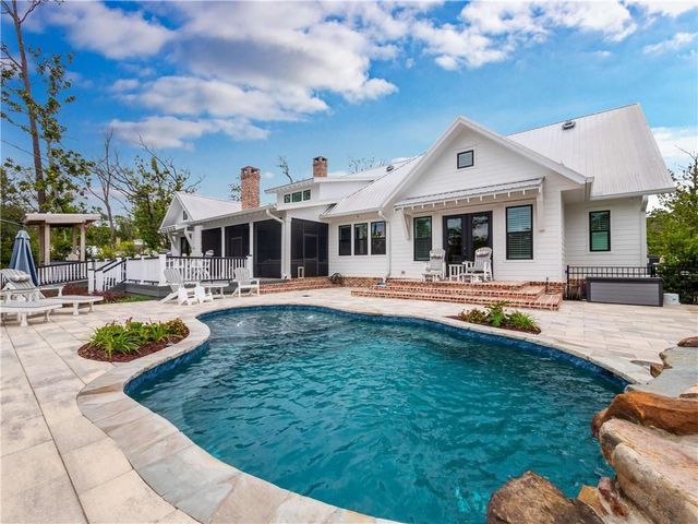 28891 Hopetown Lane, Elberta, AL 36530