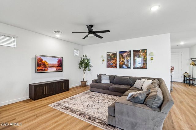 27000 N 168TH Lane, Surprise, AZ 85387