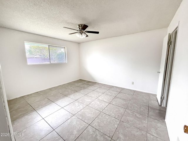 4839 E VIRGINIA Avenue 2, Phoenix, AZ 85008