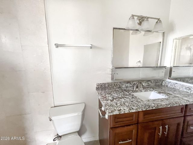 4839 E VIRGINIA Avenue 2, Phoenix, AZ 85008