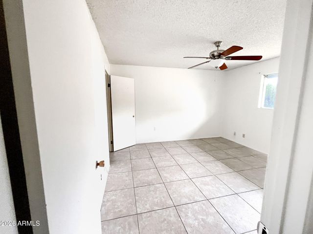 4839 E VIRGINIA Avenue 2, Phoenix, AZ 85008