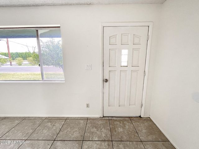 4839 E VIRGINIA Avenue 2, Phoenix, AZ 85008