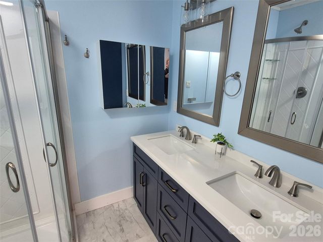 5 Gibson Drive, Maggie Valley, NC 28751