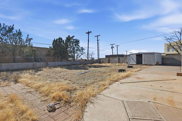 4105 Chama Street NE, Albuquerque, NM 87109