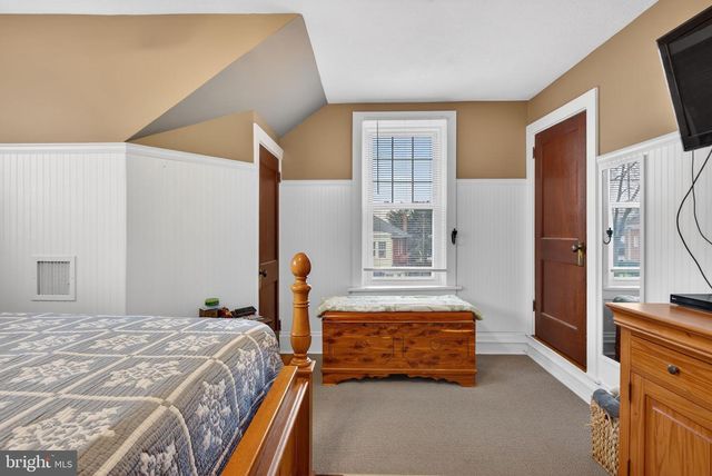 15 SPRUCE ST, Middletown, PA 17057