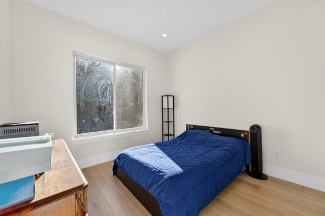 5475 Stanley Dr, Auburn, CA 95602