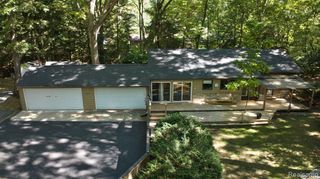 22215 Carleton Avenue, Southfield, MI 48033