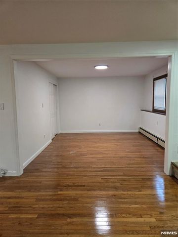 217 Rockland Avenue, Norwood, NJ 07648