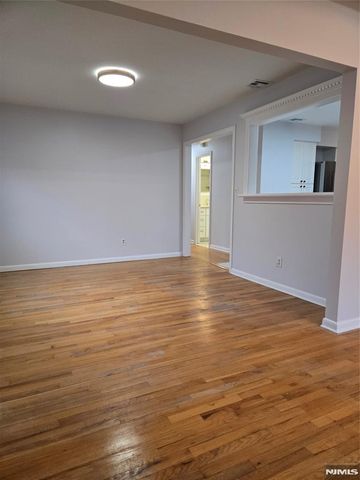 217 Rockland Avenue, Norwood, NJ 07648