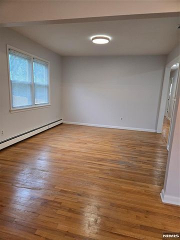 217 Rockland Avenue, Norwood, NJ 07648