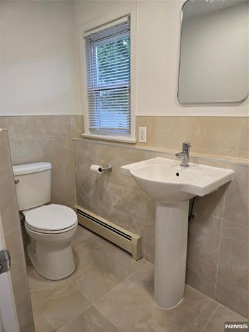217 Rockland Avenue, Norwood, NJ 07648
