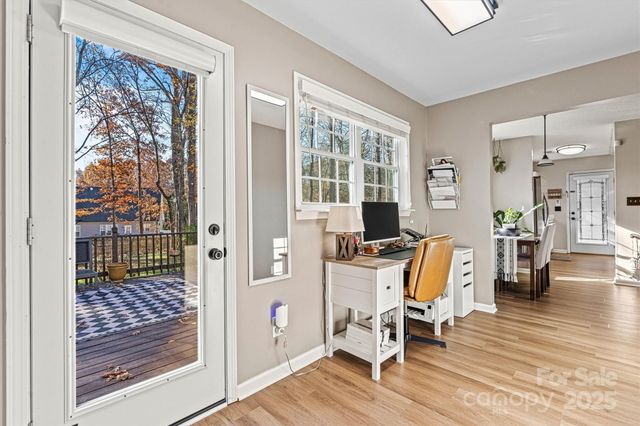 7176 Hunters Bluff Drive, Denver, NC 28037