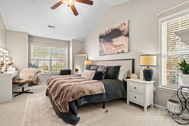 7176 Hunters Bluff Drive, Denver, NC 28037