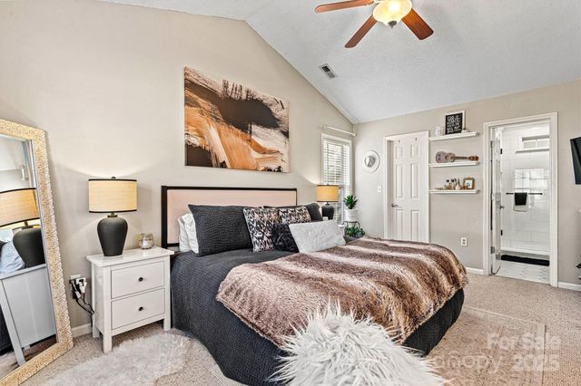 7176 Hunters Bluff Drive, Denver, NC 28037